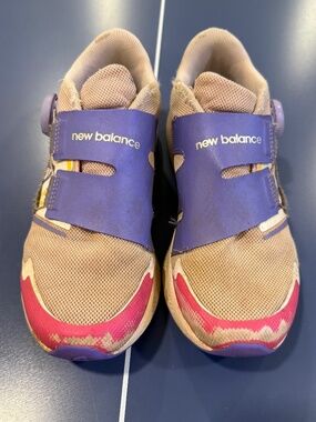 Size 2 New Balance Kids’ Dynasoft Reveal V4 Boa Running Shoe